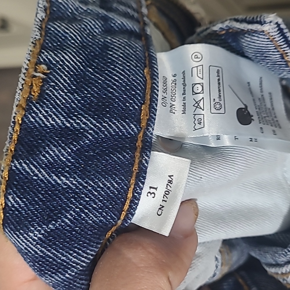 MONKI - Two-Tone Denim Jeans - Picture 6 of 6